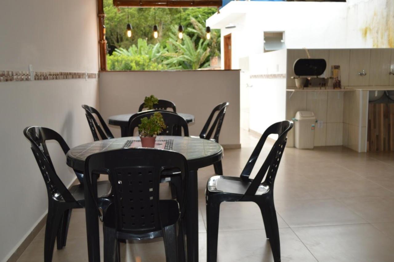 Casa Da Familia Em Aparecida Tv Wi Fi 4 Banheiros A 5 Min Da Basilica Holiday home