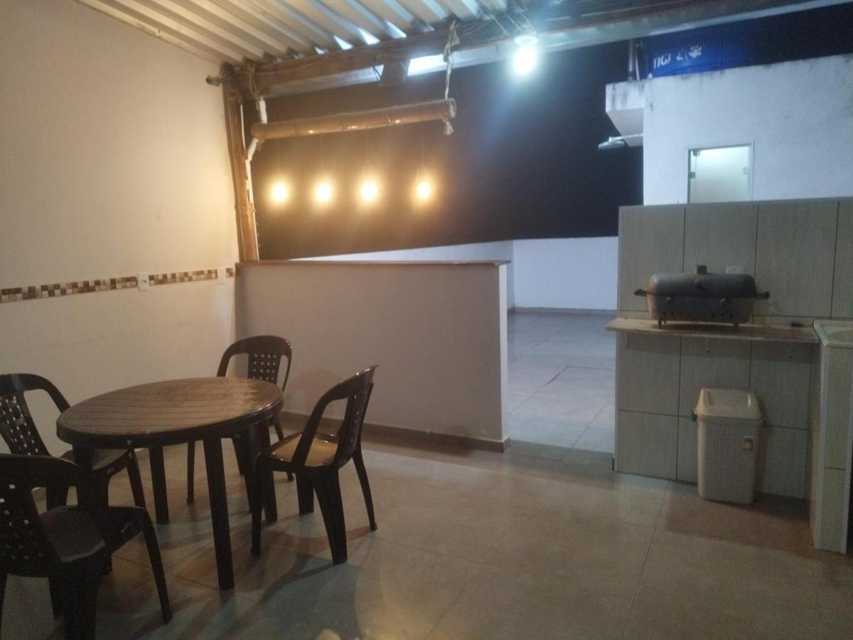 Casa Da Familia Em Aparecida Tv Wi Fi 4 Banheiros A 5 Min Da Basilica *