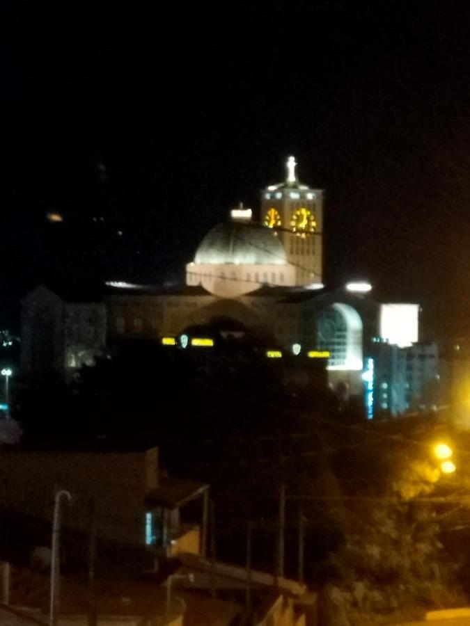 Casa Da Familia Em Aparecida Tv Wi Fi 4 Banheiros A 5 Min Da Basilica Holiday home *