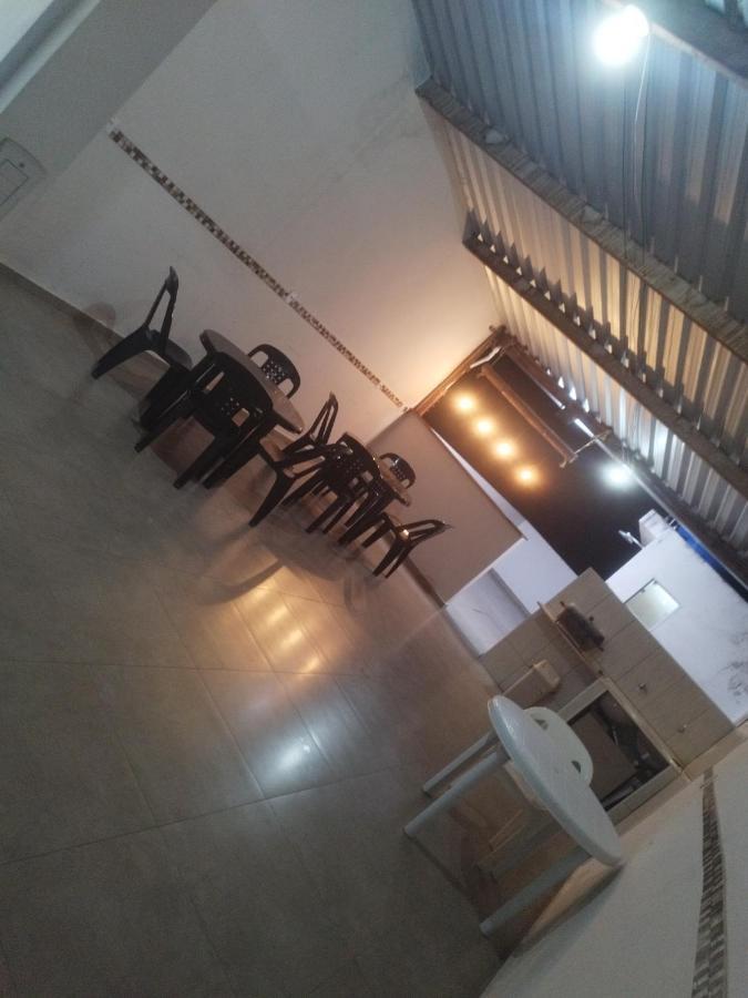 Casa Da Familia Em Aparecida Tv Wi Fi 4 Banheiros A 5 Min Da Basilica Holiday home *